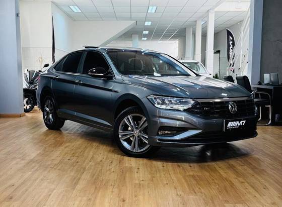 VOLKSWAGEN JETTA 1.4 250 TSI TOTAL FLEX R-LINE TIPTRONIC VOLKSWAGEN JETTA 1.4 250 TSI TOTAL FLEX R-LINE TIPTRONIC